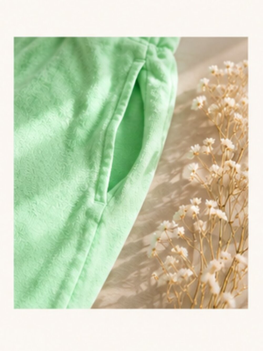 Sundry Neon Mint Lounge Jogger Pants 0 | Quiet Luxury Resort Loungewear - Picture 6 of 9
